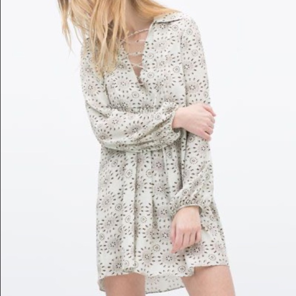 NWT Zara Women’s Paisley v neck mini dress small